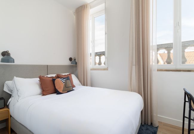 Rent by room in Lisboa - Lapa Diplomatic Suite 2.1 by Feel Lisboa